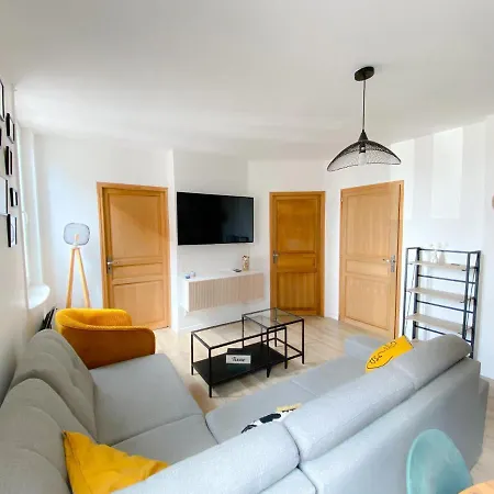 Le Gateway Apartmán *